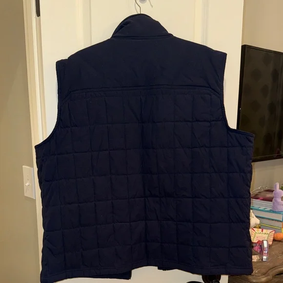Orvis Men's Dark Blue Quilted Vest - Picture 3 of 3
